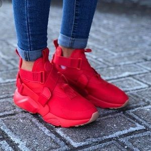 Huarache City All Red Sz 8